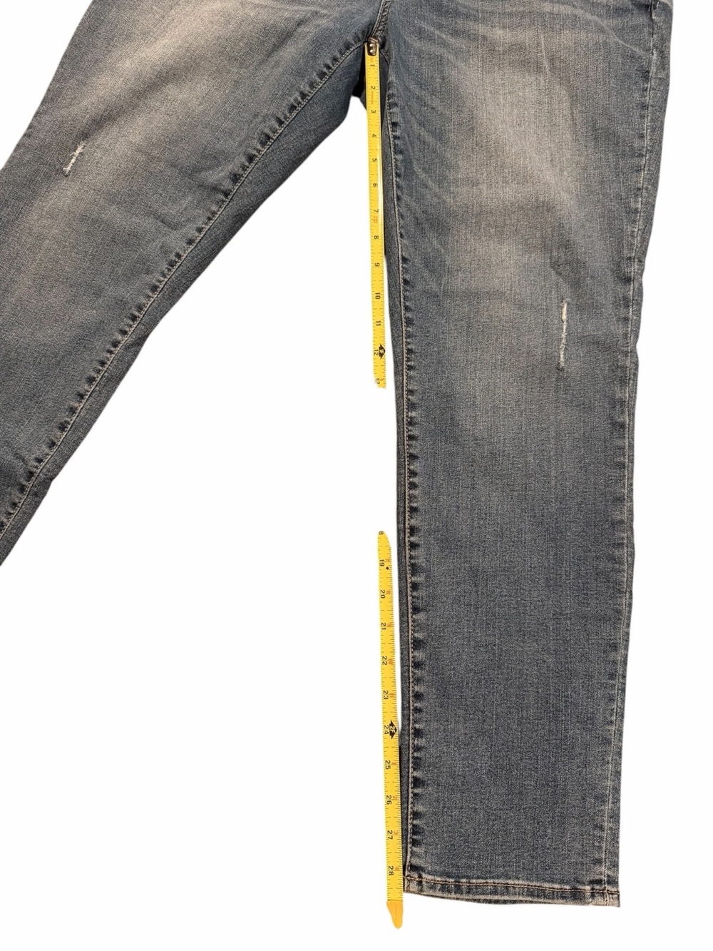 Kut from the Kloth Catherine Boyfriend Jeans in Light Blue Wash 14W - Picture 7 of 8